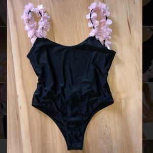 New Pretty Little Thing Swimsuit/ Onepiece